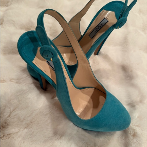 Designer Prada Shoes - Picture 5 of 6